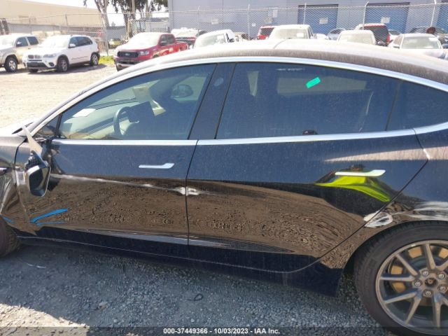 5YJ3E1EA1KF345564 Tesla Model 3 Range