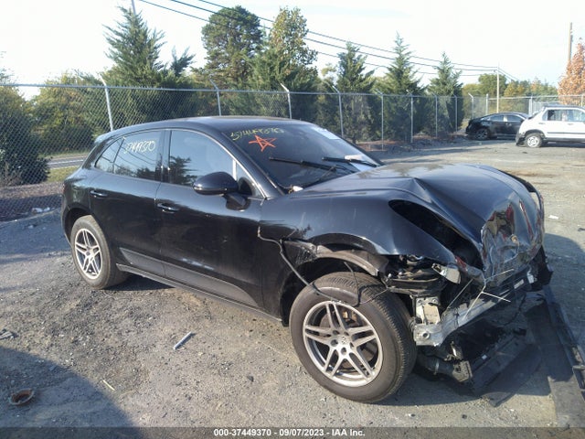 2018 PORSCHE MACAN WP1AA2A57JLB03017 Photo 0