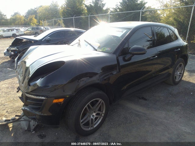 2018 PORSCHE MACAN WP1AA2A57JLB03017 Photo 1