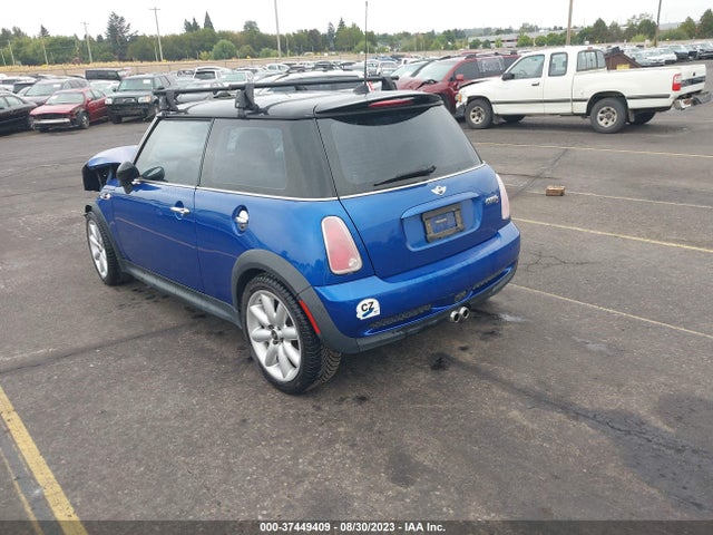 2005 MINI COOPER HARDTOP WMWRE33435TD92874 Photo 2