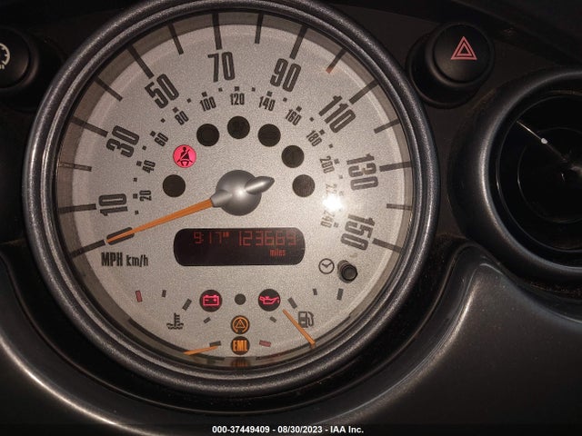 2005 MINI COOPER HARDTOP WMWRE33435TD92874 Photo 6