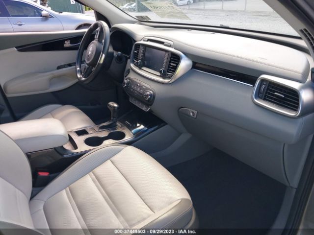 5XYPK4A51GG075420 KIA Sorento 3.3l Sx