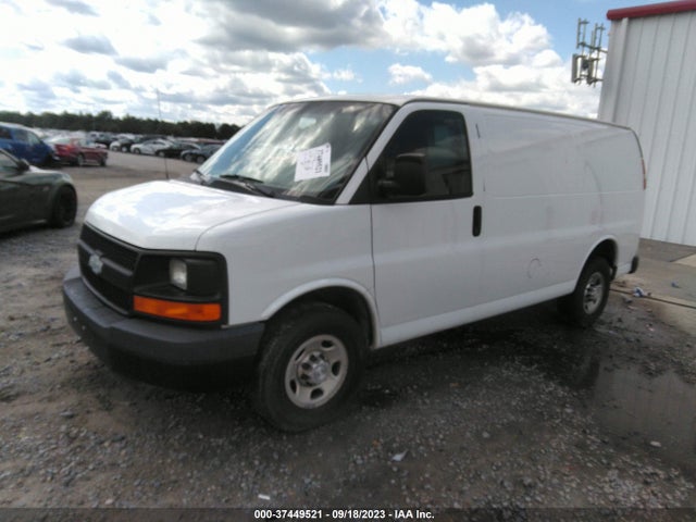 Chevrolet EXPRESS CARGO VAN 2016 1GCWGAFF7G1217069 Image 2