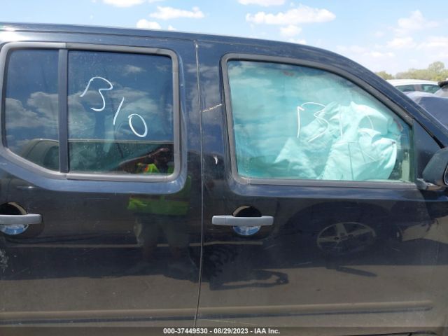 1N6AD0EV2JN747002 Nissan Frontier Sv V6