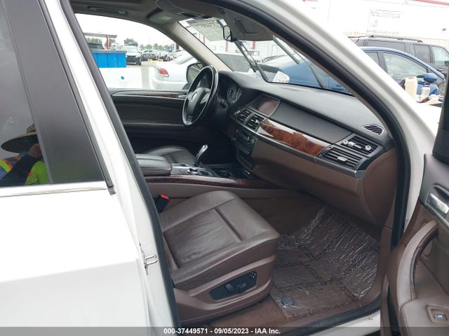 2008 BMW X5 4.8I VIN: 5UXFE83528L161492