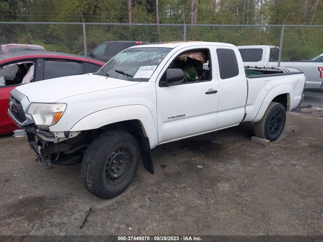 Toyota Tacoma Prerunner 2014 5TFTU4GN6EX053357 Image 2