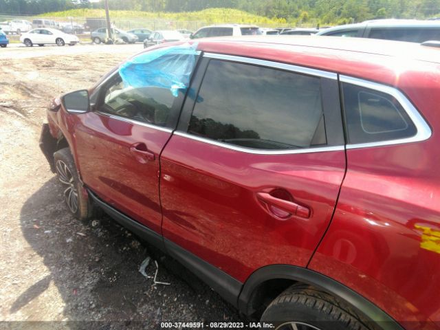 JN1BJ1CV9LW274286 Nissan Rogue Sport S
