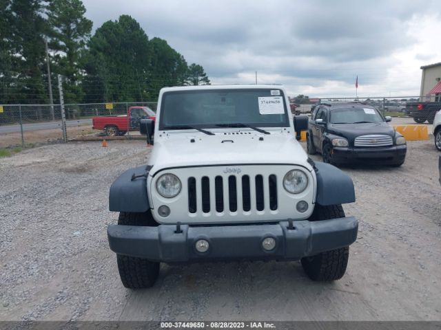 1C4BJWDG3JL889327 Jeep Wrangler Jk Unlimited Sport S
