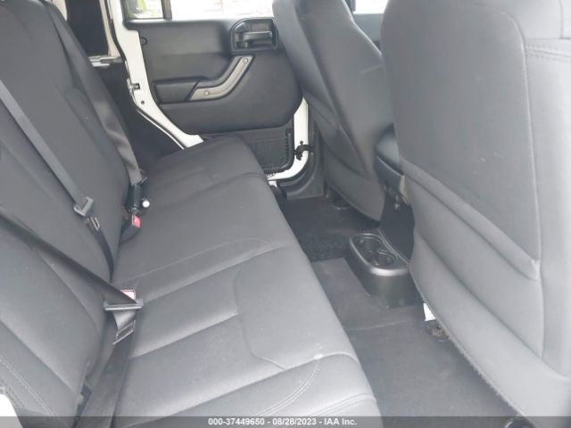 1C4BJWDG3JL889327 Jeep Wrangler Jk Unlimited Sport S