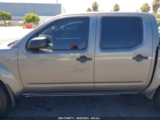 1N6AD0EV1JN744222 Nissan Frontier Sv V6