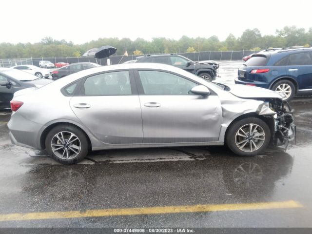 3KPF24AD1PE566912 KIA Forte Lxs