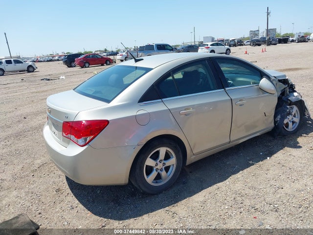 Chevrolet Cruze 1lt 2014 1G1PC5SB3E7402698 Image 4