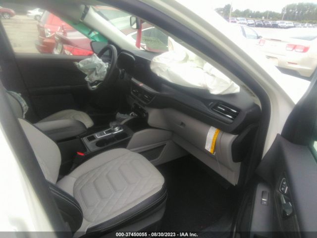 1FMCU9JA4PUA04144 Ford Escape Platinum