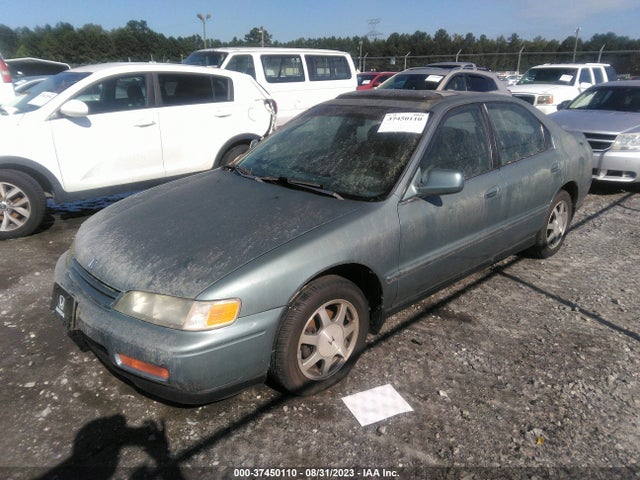 1995 HONDA ACCORD EX VIN: 1HGCD5661SA071149