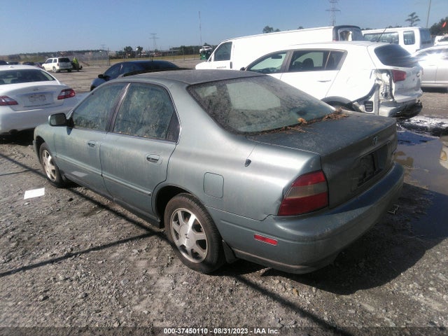1995 HONDA ACCORD EX VIN: 1HGCD5661SA071149