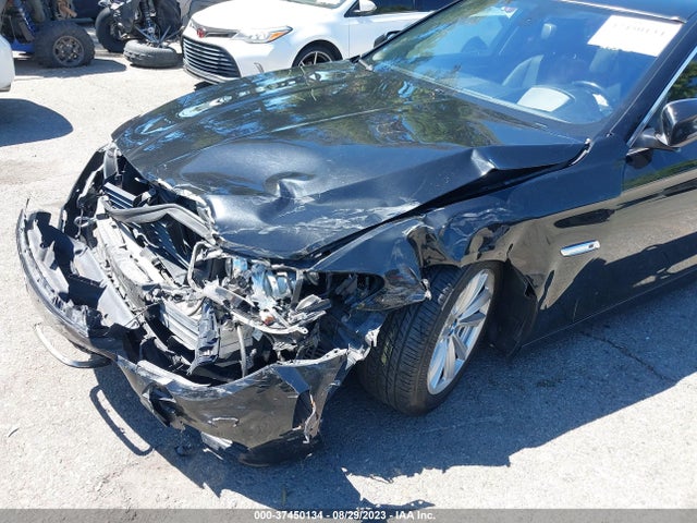 WBA5A5C57FD511257 BMW 528I