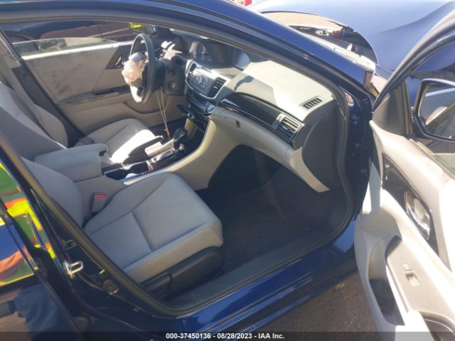 1HGCR2F34HA213153 Honda Accord Sedan Lx