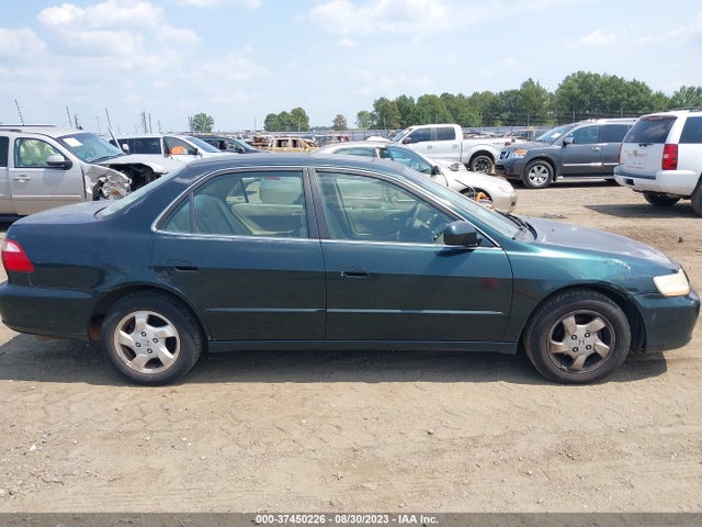 2000 HONDA ACCORD SDN EX VIN: JHMCG5658YC015346