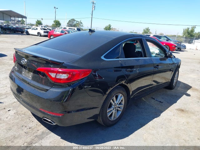Hyundai SONATA SE 2017 5NPE24AF4HH484392 Image 4