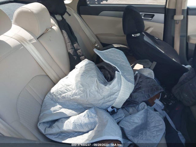 Hyundai SONATA SE 2017 5NPE24AF4HH484392 Image 8