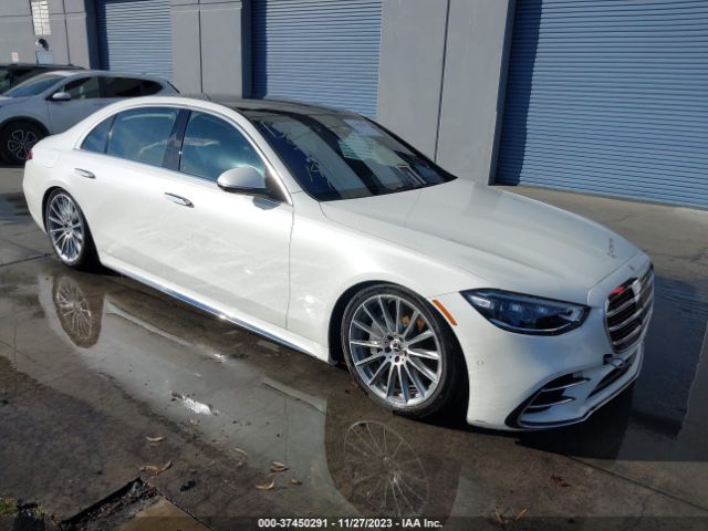 W1K6G7GB4NA139626 auction archive image