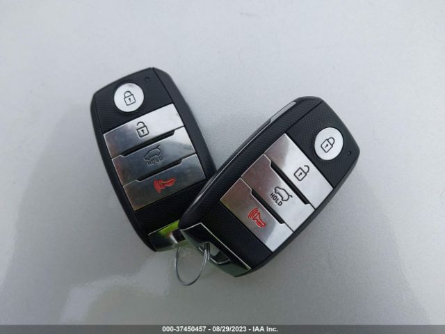 5XYPHDA51JG411766 KIA Sorento Ex V6