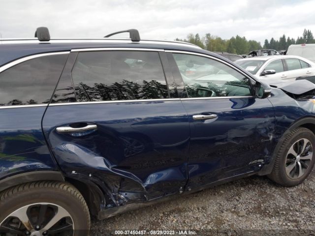 5XYPHDA51JG411766 KIA Sorento Ex V6