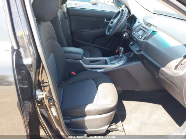 KNDPBCAC8F7757683 KIA Sportage Lx
