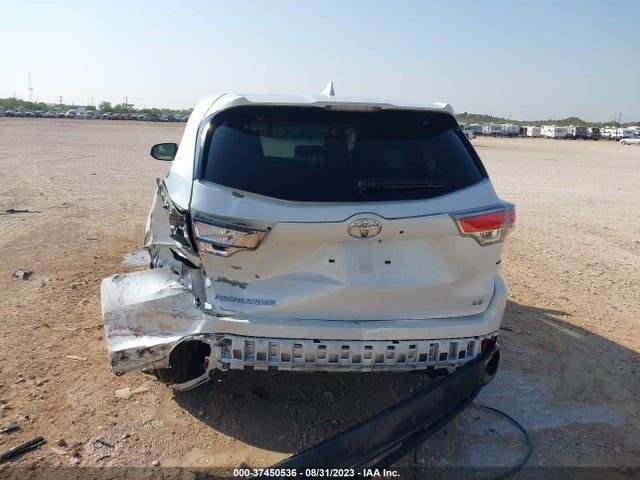 Toyota Highlander Le 2015 5TDZKRFH6FS048661 Image 16
