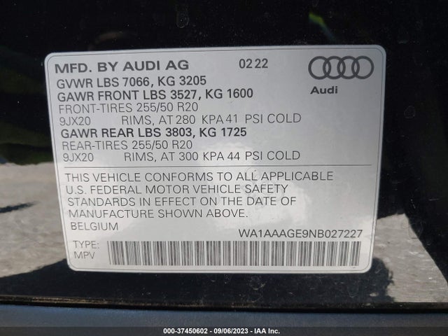 WA1AAAGE9NB027227 Audi E-tron Premium