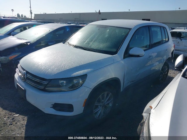WVGAV7AX1HK045020 Volkswagen TIGUAN