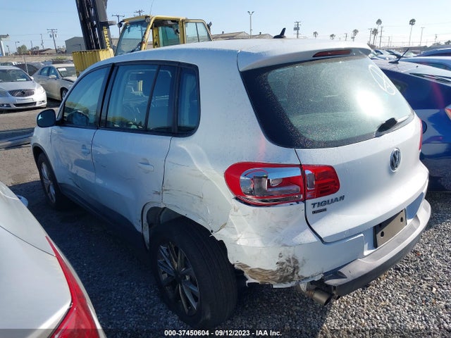 WVGAV7AX1HK045020 Volkswagen TIGUAN