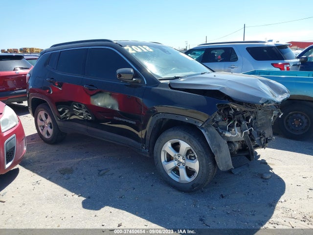 Jeep Compass Latitude 2018 3C4NJDBB9JT359764 Image 1