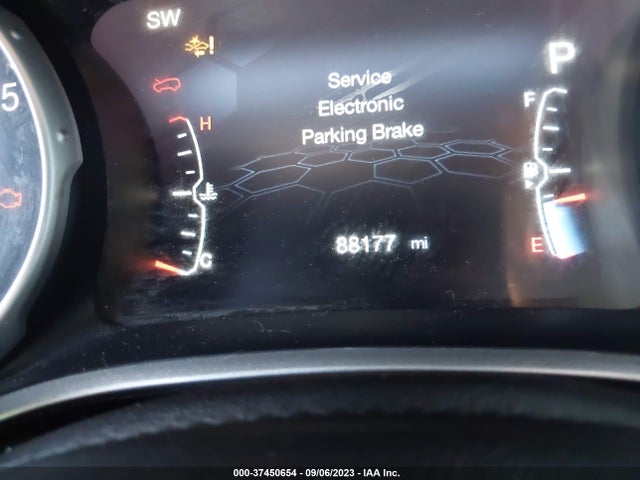 Jeep Compass Latitude 2018 3C4NJDBB9JT359764 Image 15