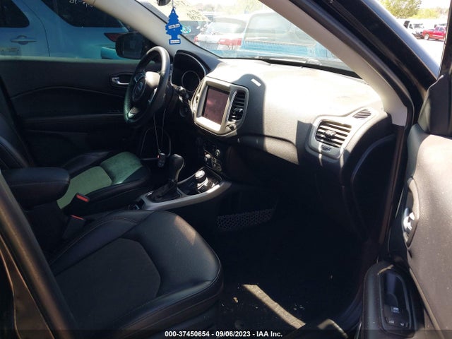 Jeep Compass Latitude 2018 3C4NJDBB9JT359764 Image 5