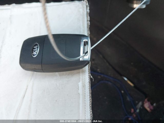 5XXGT4L33JG228786 KIA Optima Lx