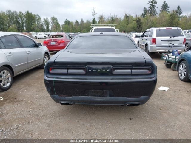 2C3CDZAG7FH816679 Dodge Challenger Sxt