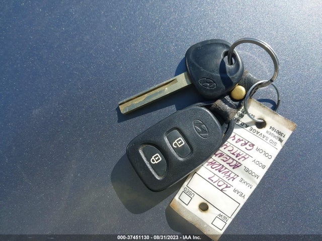 2017 HYUNDAI ACCENT SE VIN: KMHCT5AE5HU320037