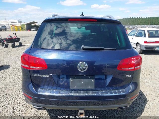 WVGEP9BP4ED008890 Volkswagen Touareg Lux
