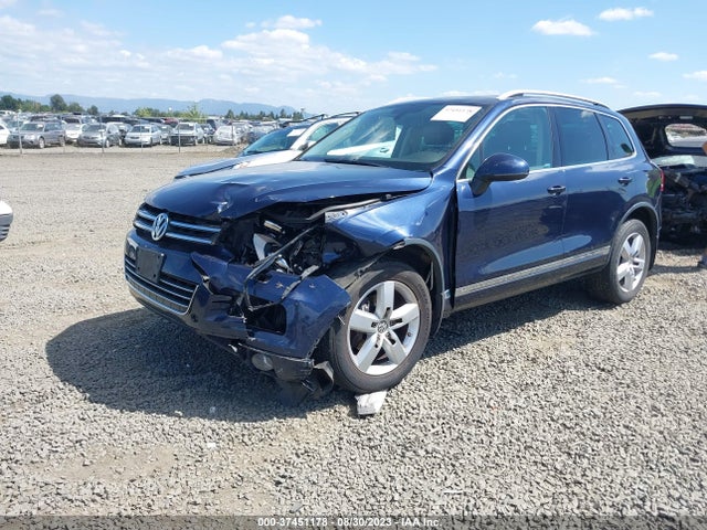 WVGEP9BP4ED008890 Volkswagen Touareg Lux