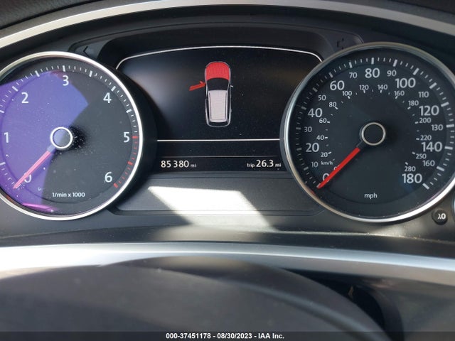 WVGEP9BP4ED008890 Volkswagen Touareg Lux