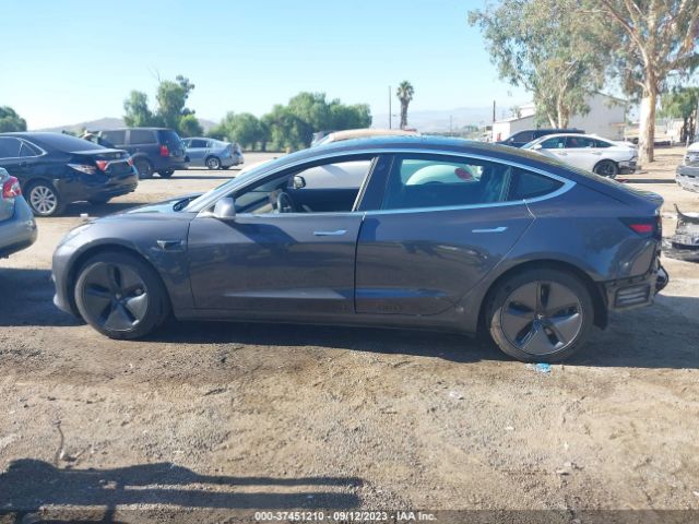 5YJ3E1EA9KF353055 Tesla Model 3 Range