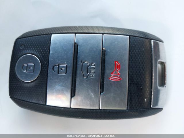 KNDCB3LC7J5158029 KIA NIRO LX
