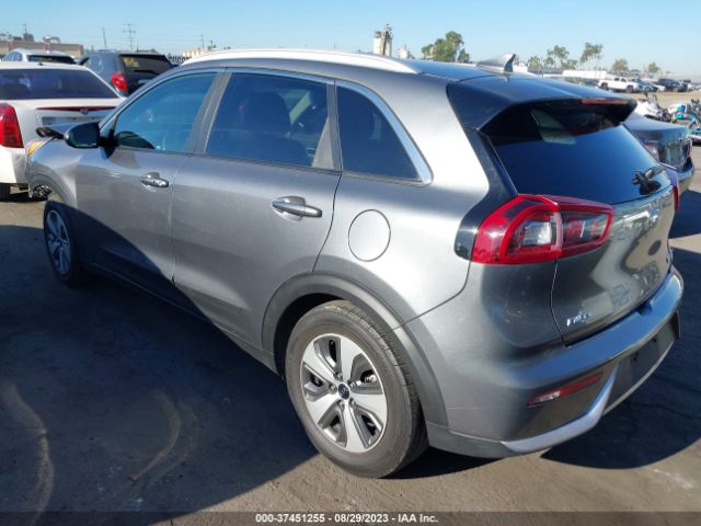 KNDCB3LC7J5158029 KIA NIRO LX