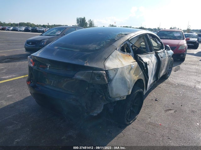Tesla Model 3 Range Battery 2018 5YJ3E1EA1JF062001 Image 6
