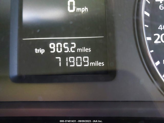 2013 VOLKSWAGEN PASSAT S VIN: 1VWAP7A3XDC033803