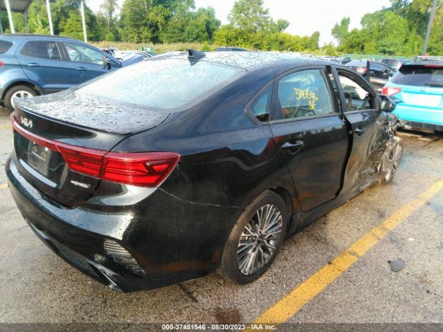 3KPF54AD1NE491634 KIA Forte Gt-line
