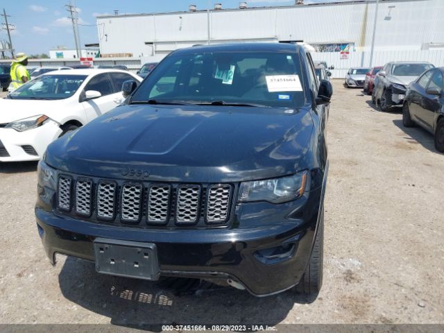 1C4RJEAG4KC856996 Jeep Grand Cherokee Altitude
