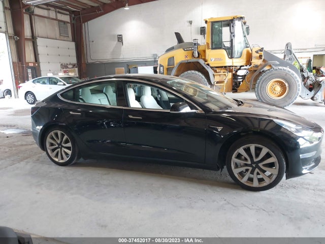 2019 Tesla 3, VIN: 5YJ3E1EA9KF429406