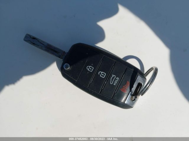 KNADM4A38E6384391 KIA RIO LX